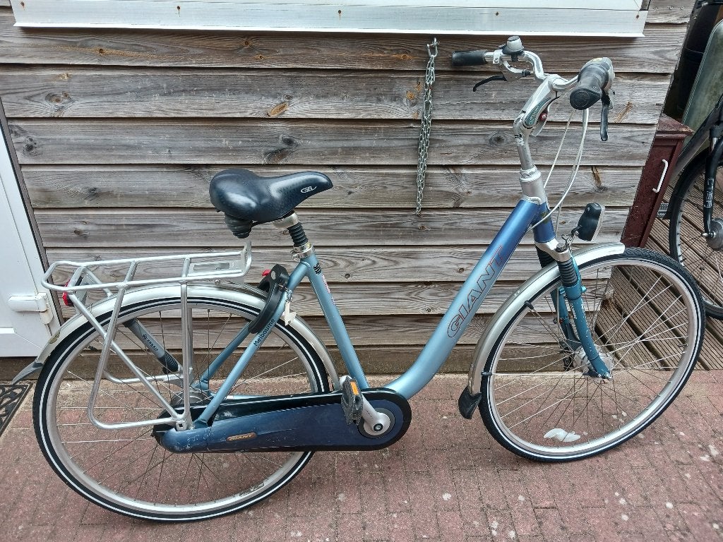 te koop Giant damesfiets met 8 versnellingen, Gebruikt, Versnellingen, Trommelrem, 56 cm of meer