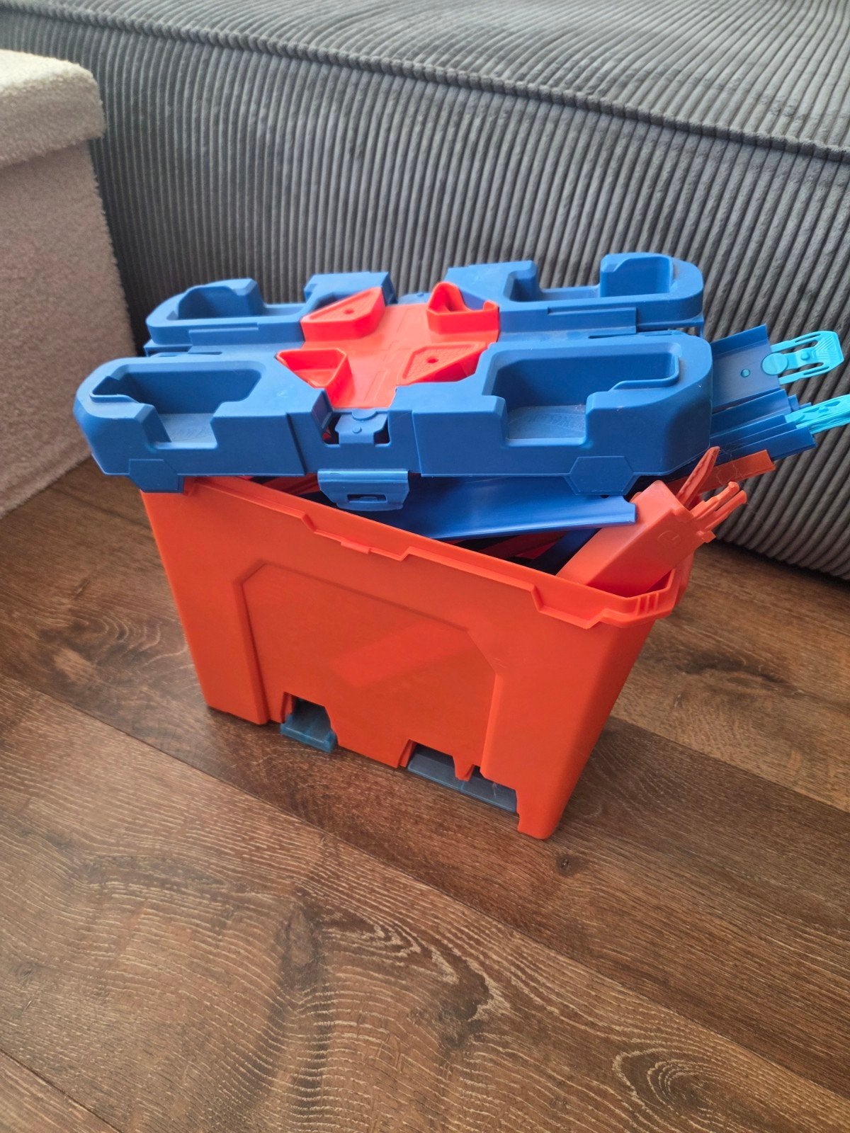 Hot Wheels Racebaan met opbergbox - Zelf te bouwen, Ophalen