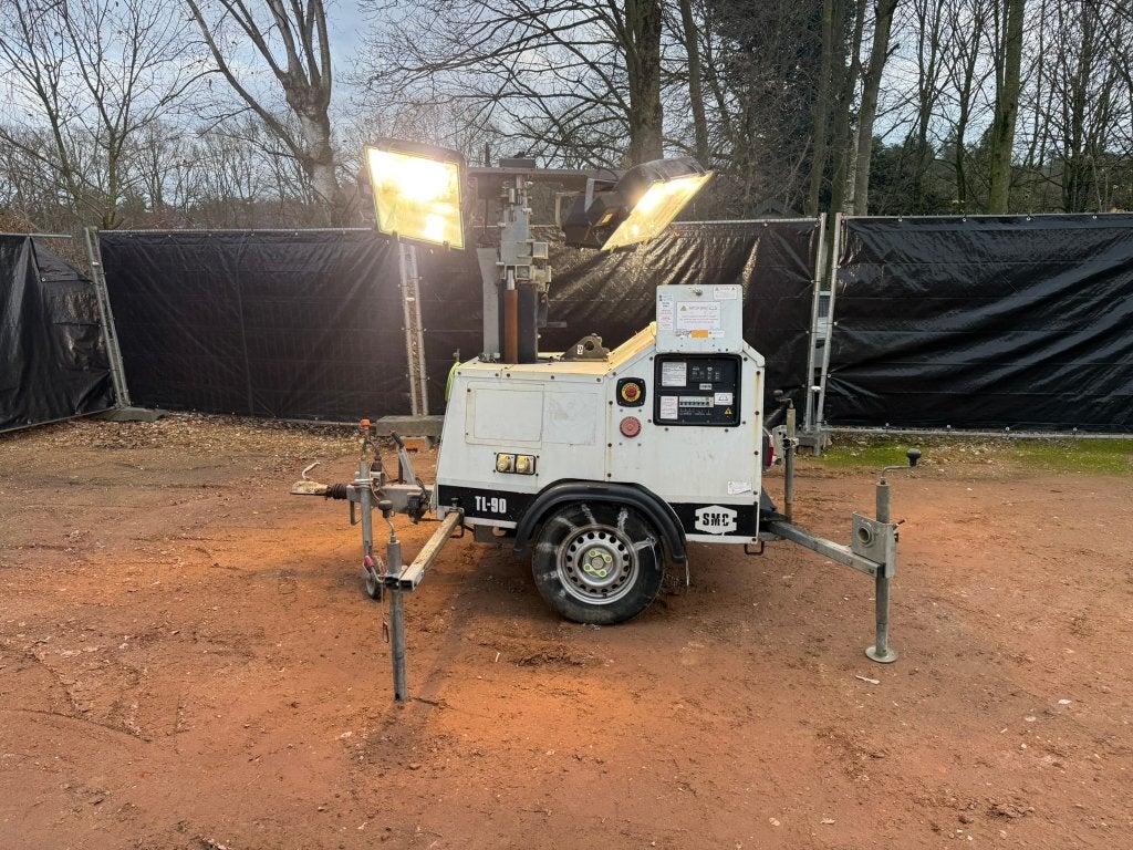 Lichtmast Morris TL-90, Ophalen, Gebruikt, 500 watt of meer, Lamp met armatuur