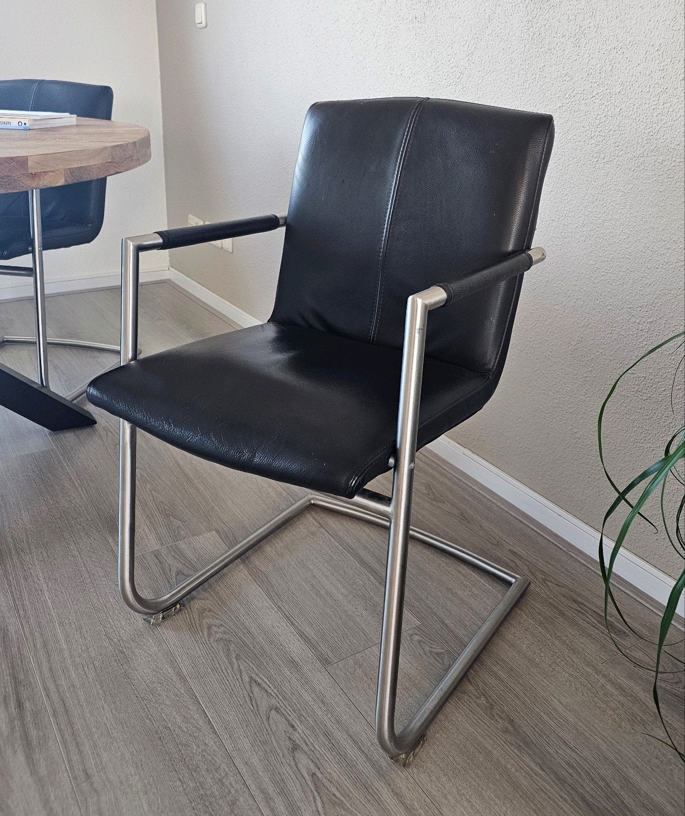 4x Henders en Hazel Eetkamerstoelen - Zwart - Leer - Design, Huis en Inrichting, Stoelen, Ophalen, Gebruikt, Zwart, Leer