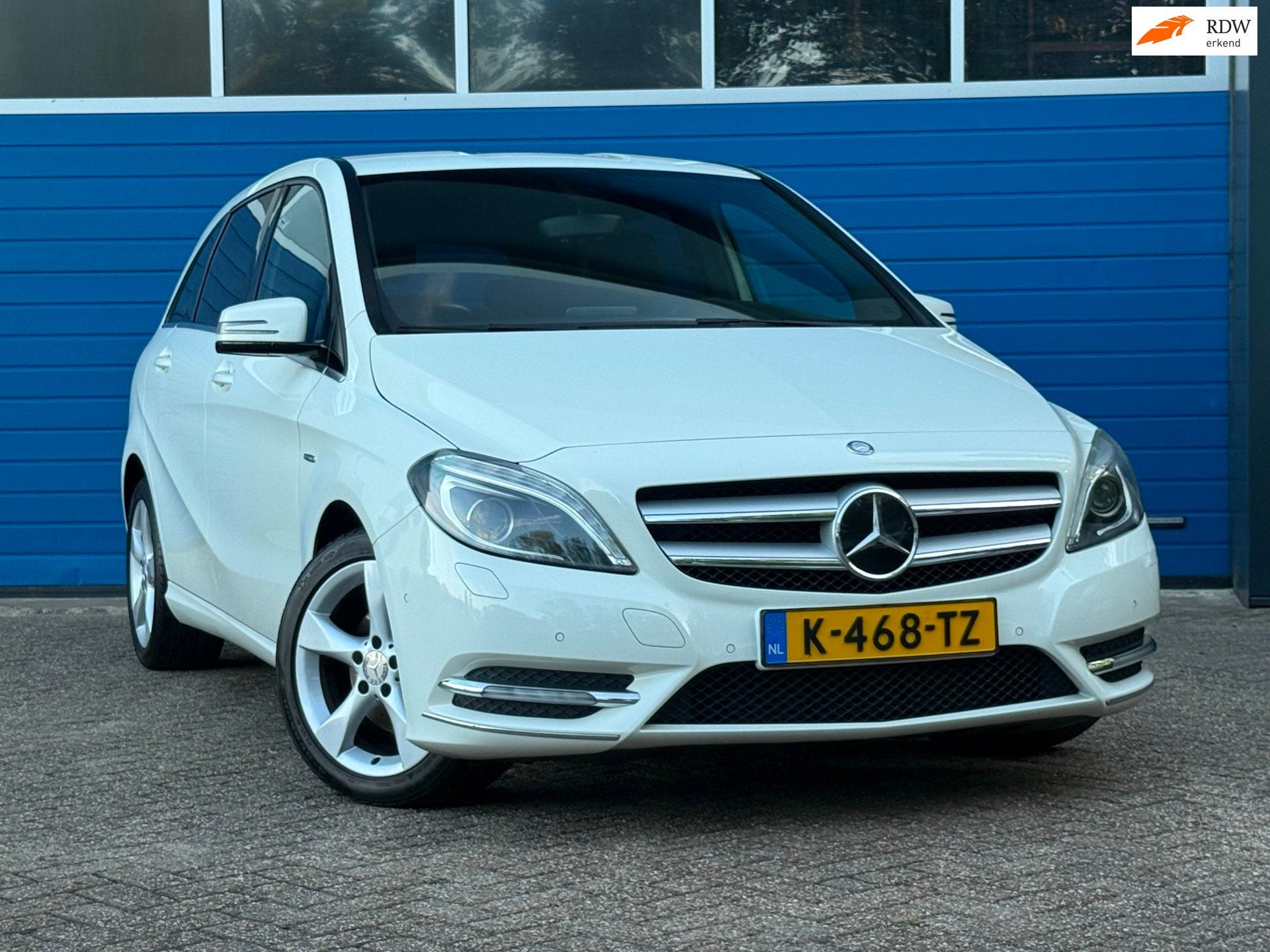 Mercedes-Benz B-klasse 180 Ambition|Automaat|Climate|Navi., Auto's, Euro 5, 1325 kg, Gebruikt, Zwart