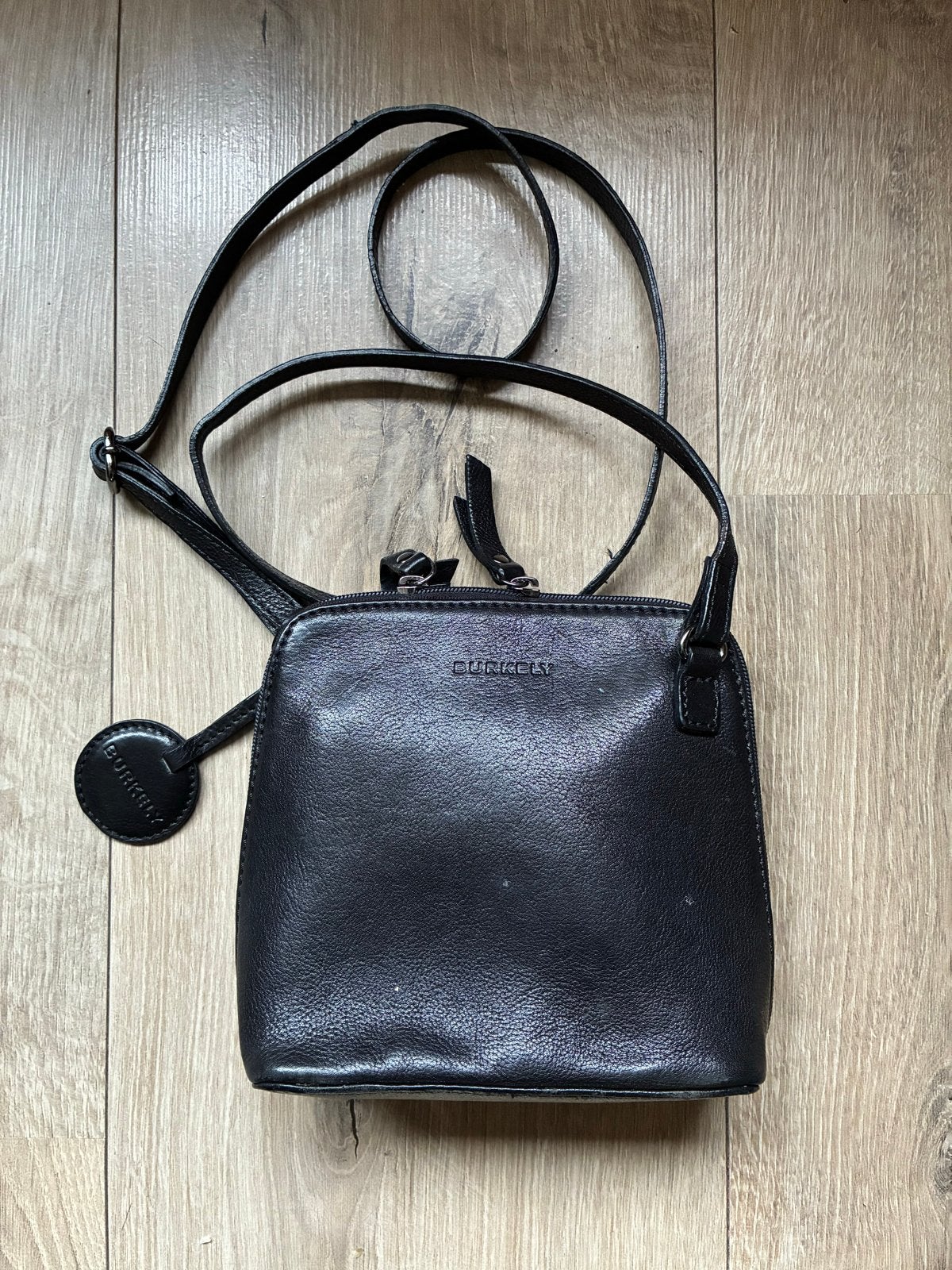 BURKELY zwart leren schoudertasje 20x17x8 cm, Sieraden, Tassen en Uiterlijk, Ophalen of Verzenden, Gebruikt, Zwart, Schoudertasje