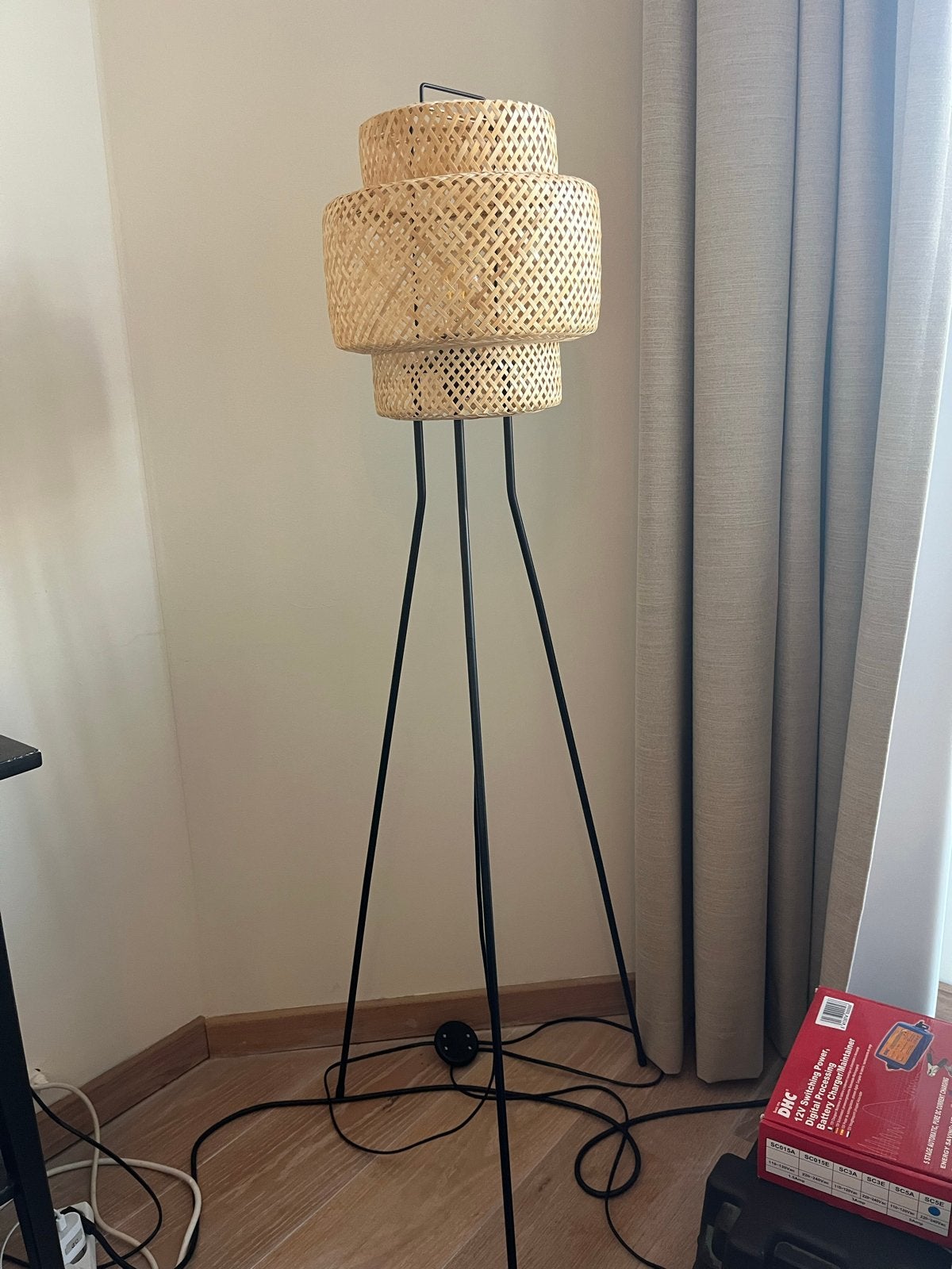 In nieuwstaat lamp ikea, Huis en Inrichting, Lampen | Vloerlampen, Zo goed als nieuw, Metaal, 150 tot 200 cm, E27 (groot)