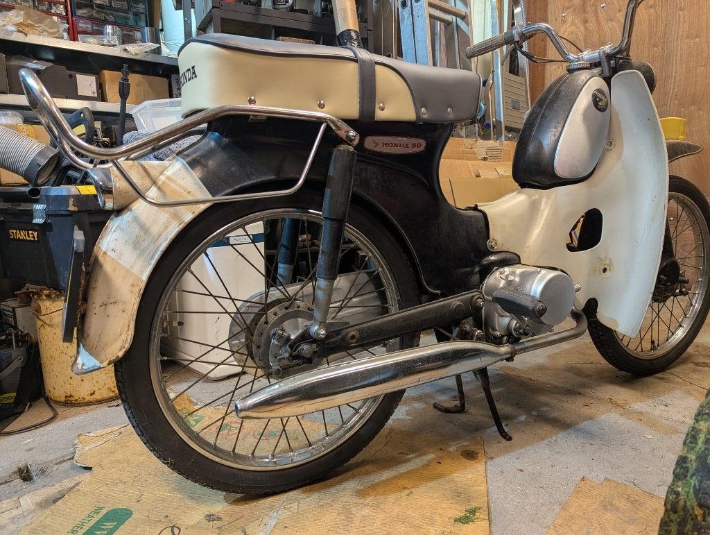 Honda c310s - 4-takt - met kenteken, Fietsen en Brommers, Maximaal 45 km/u, 49 cc, 3 versnellingen, Ophalen