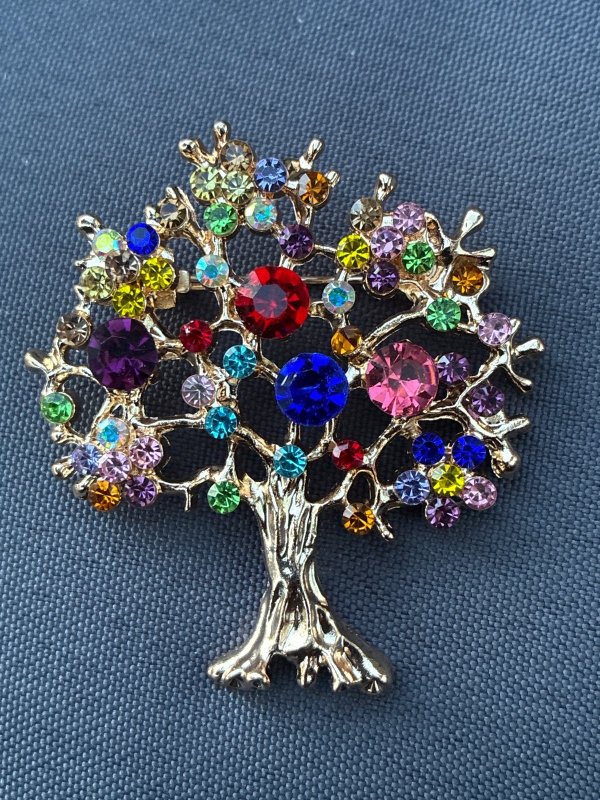 Kleurrijke Levensboom Broche met Kristallen, Met kristal, Overige materialen, 4 tot 7 cm, Ophalen of Verzenden