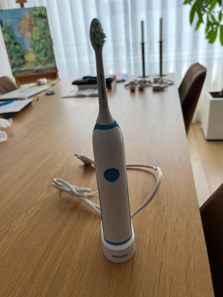 T.k.a. een Philips elektrische tandenborstel HX3220A., Ophalen of Verzenden, Gebruikt, Mondverzorging