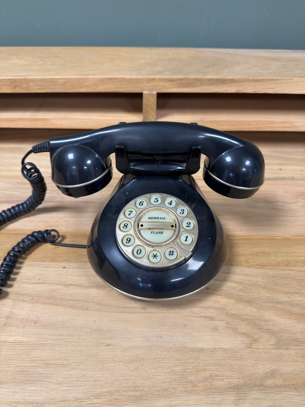 Vintage PTT Telecom Wales Zwart Telefoon met Draaischijf, Ophalen of Verzenden, Gebruikt, Met draaischijf