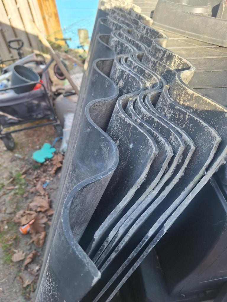 Gratis Gebruikte golfplaten voor dak of schuur, Ophalen, Kunststof, Zwart, Golfplaat