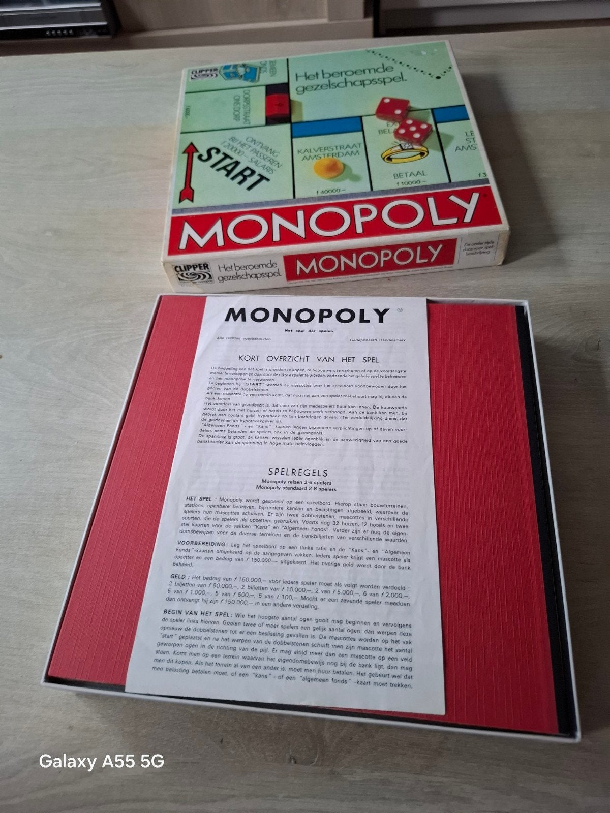 Monopoly - Het beroemde gezelschapsspel (Clipper), Hobby en Vrije tijd, Gezelschapsspellen | Bordspellen, Ophalen of Verzenden