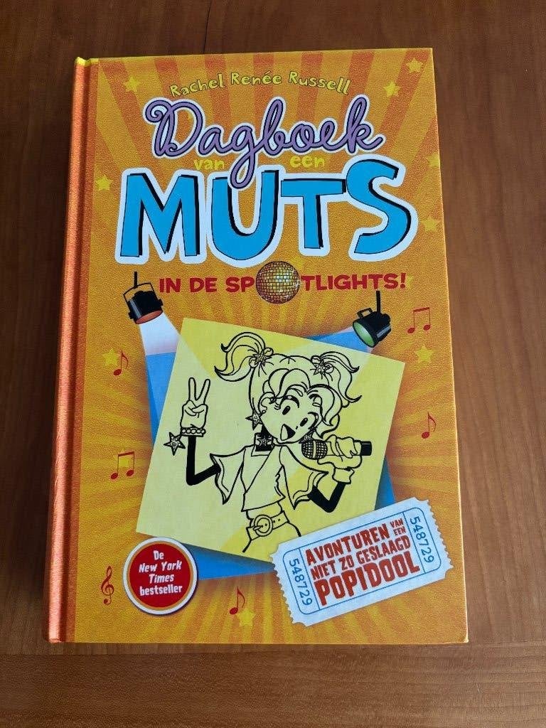 Dagboek van een muts deel 3 ( RR Russell ) 9+ spotlights, Ophalen, Zo goed als nieuw, Rachel Renée Russell