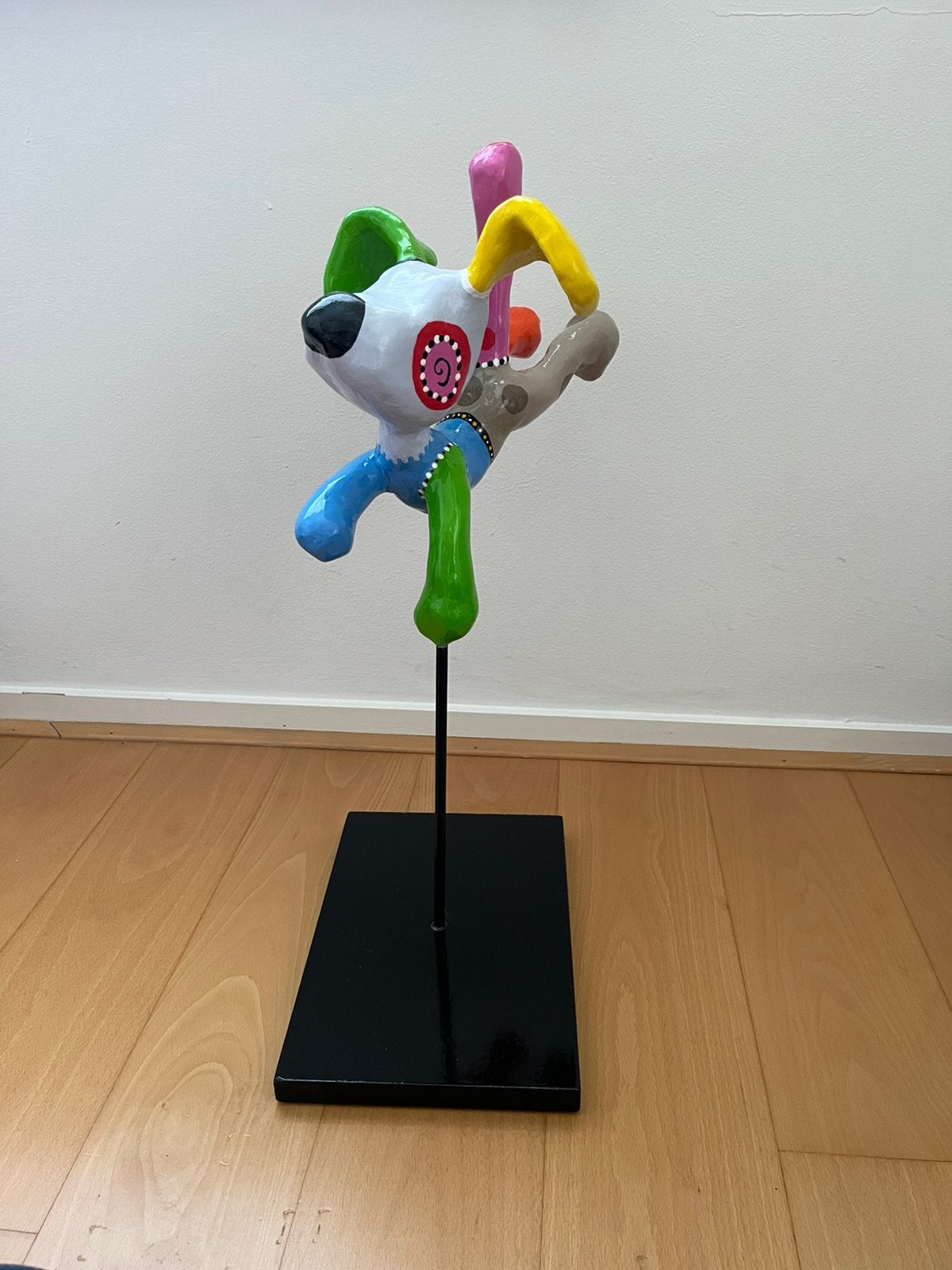 Kleurrijke hond Jacky Zegers, Ophalen, 50 - 100 cm, Zoogdier, Overige materialen