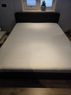 Bed & matras, Ophalen, Eenvoudig en compact, Zwart, Nieuw