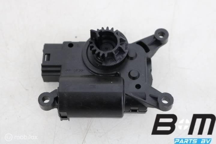 Kachelklep motor VW E - Golf 7 5Q0907511K, Gebruikt