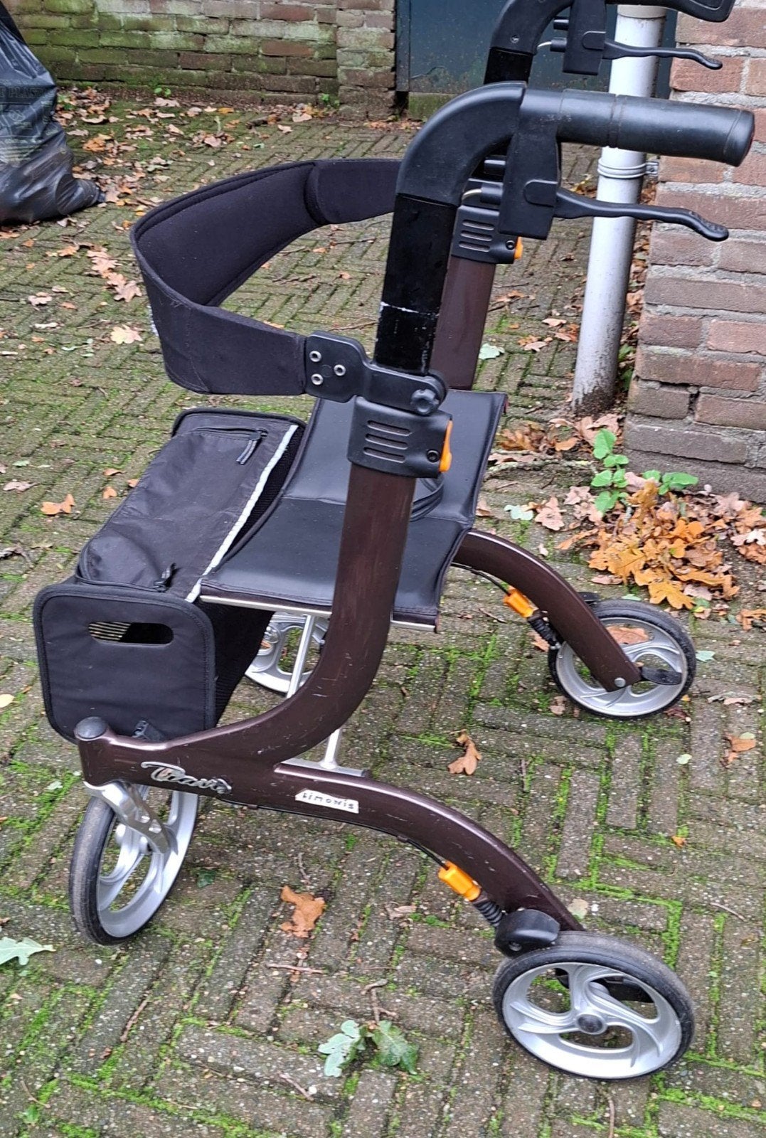 rollator, Ophalen, Lichtgewicht