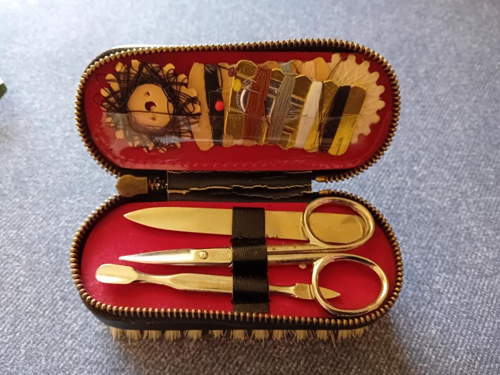 Vintage reis-manicureset, Ophalen of Verzenden, Gebruikt, Overige typen