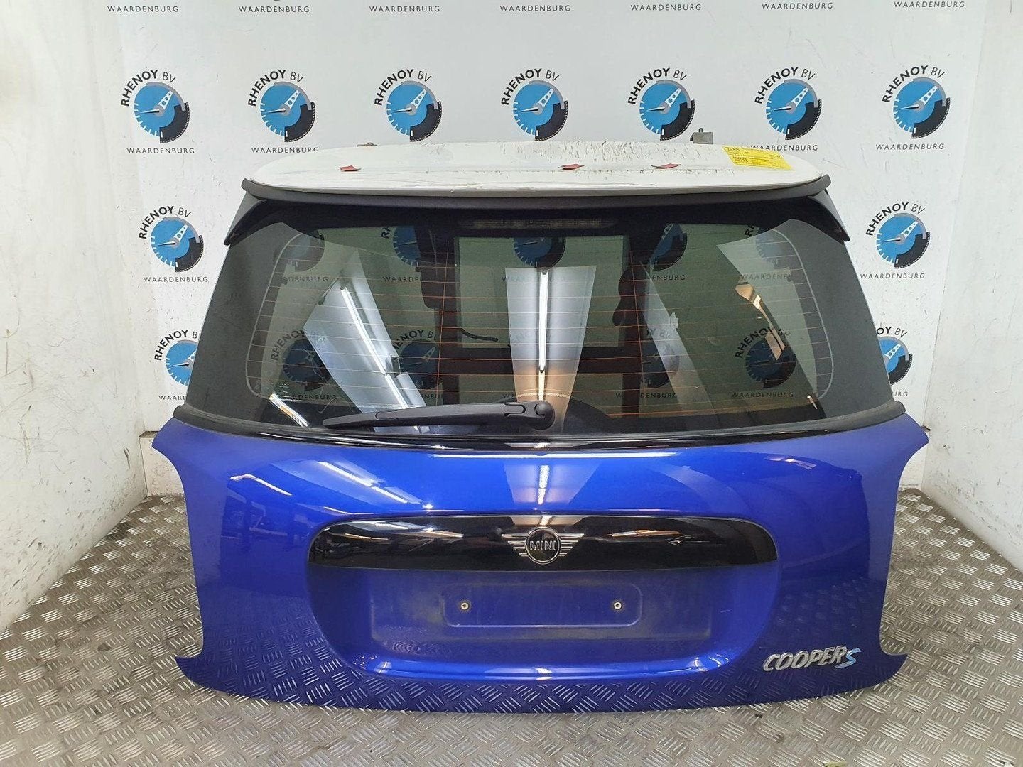 MINI (BMW) MINI F56 COOPER S ACHTERKLEP 2018, Ophalen of Verzenden, Gebruikt, Stiba lid