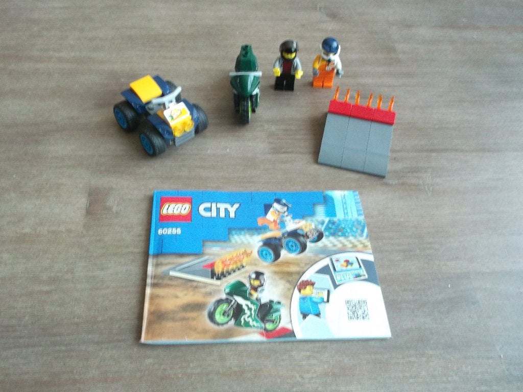 lego 60255 stunt team (2020), Ophalen of Verzenden, Gebruikt, Complete set, Lego