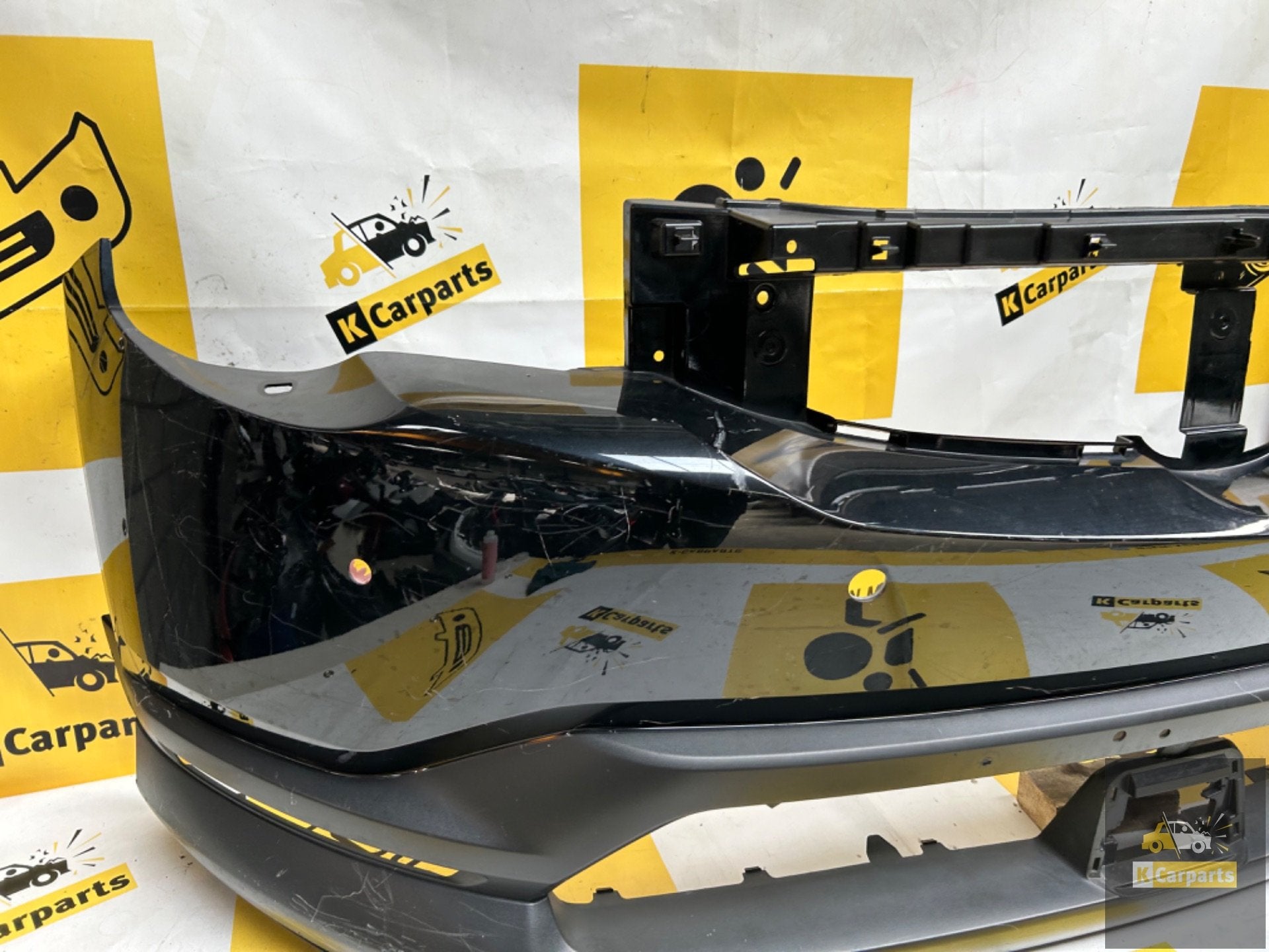 Bumper mazda CX-30 voorbumper 4x PDC DN4E-50031, Auto-onderdelen, Info@fabrikant.eu, Ophalen of Verzenden, Mazda, Bumper