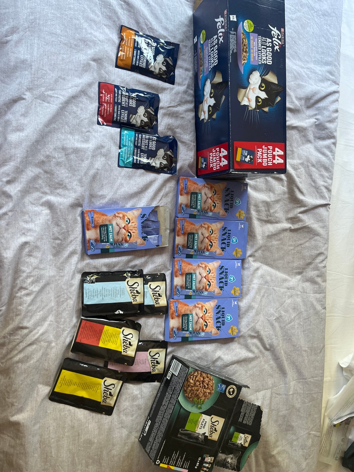 Pakket natvoer en snacks voor de kat, Verzenden, Kat