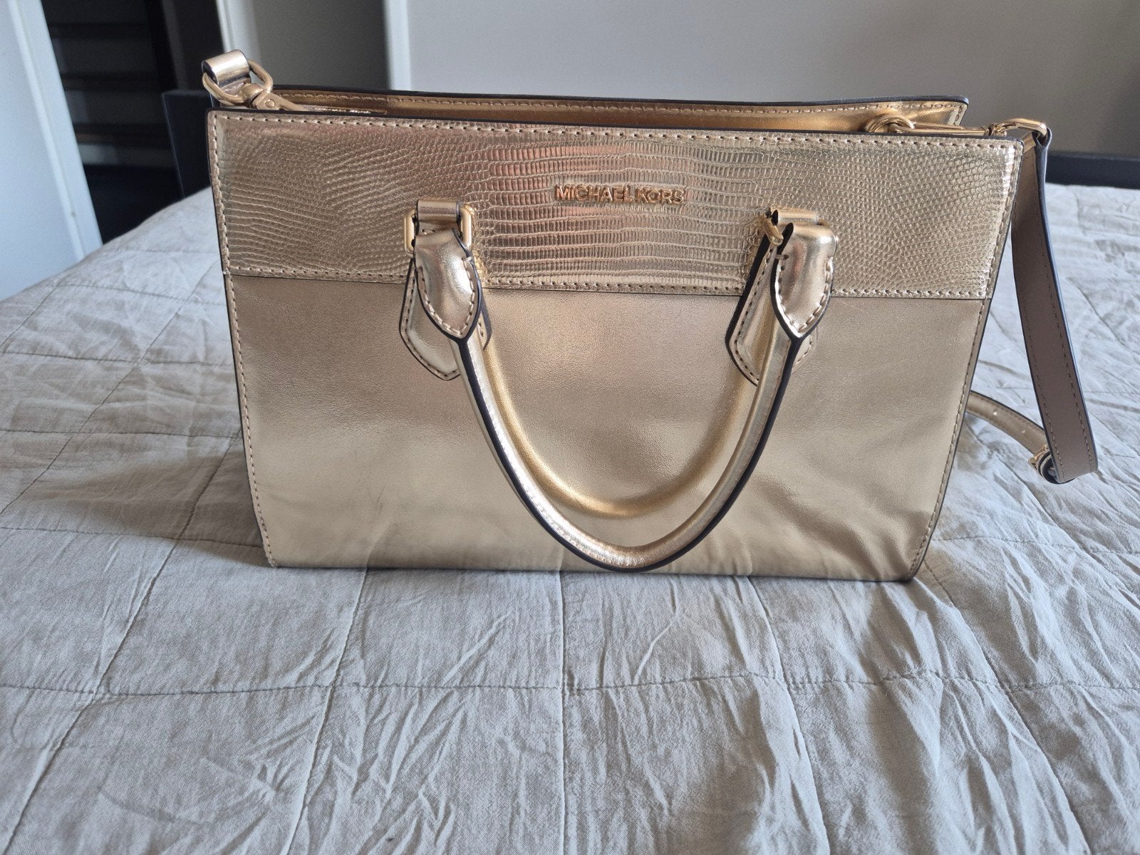 Michael Kors tas goud, Ophalen of Verzenden, Zo goed als nieuw, Overige kleuren, Handtas