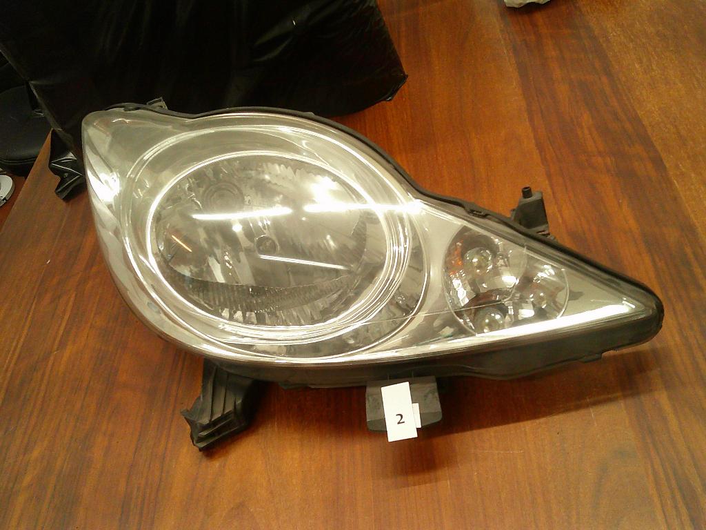citroen c1 koplamp rechtsvoor en of achter links, Auto-onderdelen, Verlichting, Ophalen of Verzenden