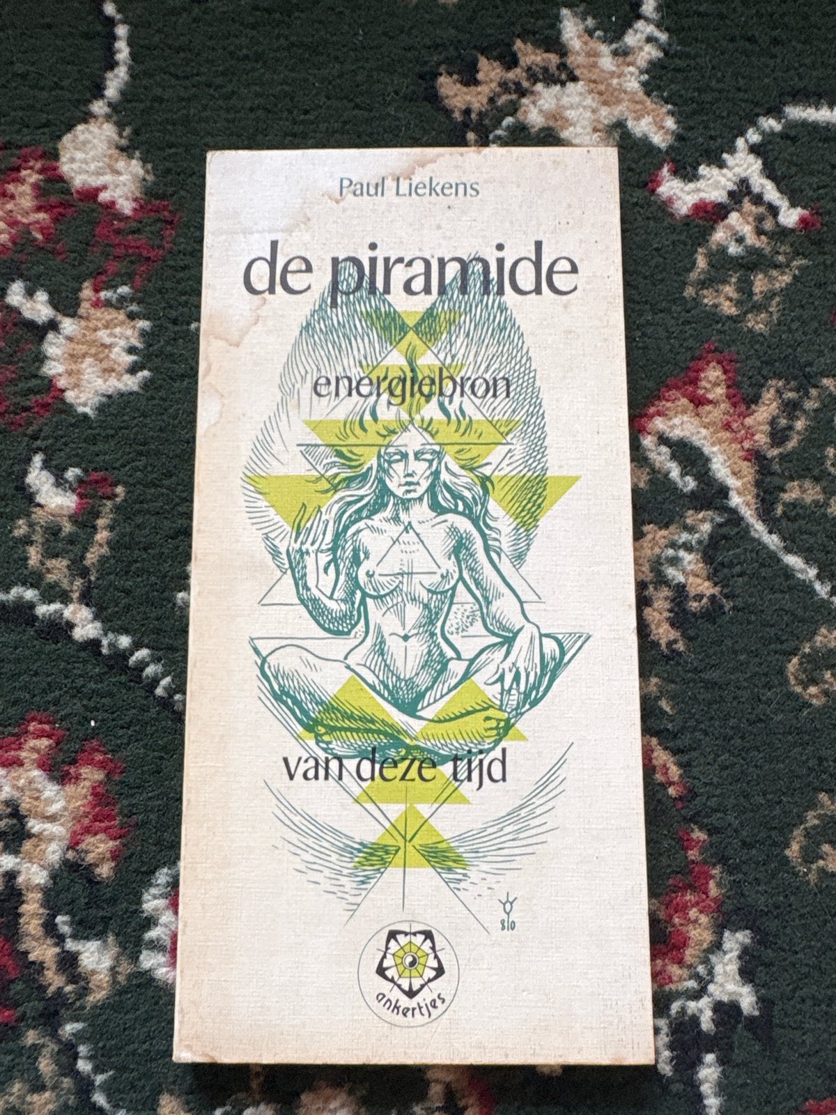 De Piramide: Energiebron van deze tijd - Paul Liekens, Ophalen of Verzenden, Gelezen, Spiritualiteit algemeen, Achtergrond en Informatie