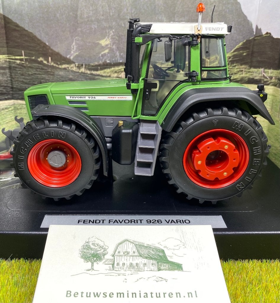 Fendt Favorit 926 Vario (Gen 1, 1996 - 2000) 1:32 Weise Toys, Ophalen of Verzenden, Nieuw, Tractor of Landbouw, Overige merken
