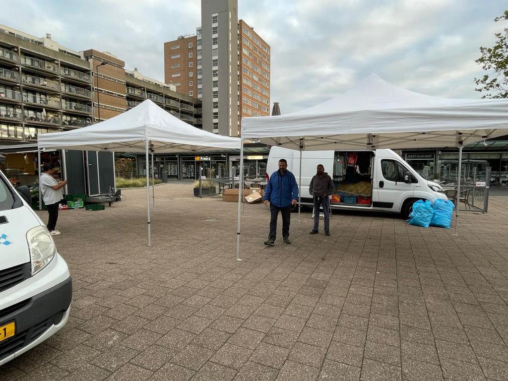 2 Partytenten 4x4 meter met zijkanten, Ophalen, Nieuw