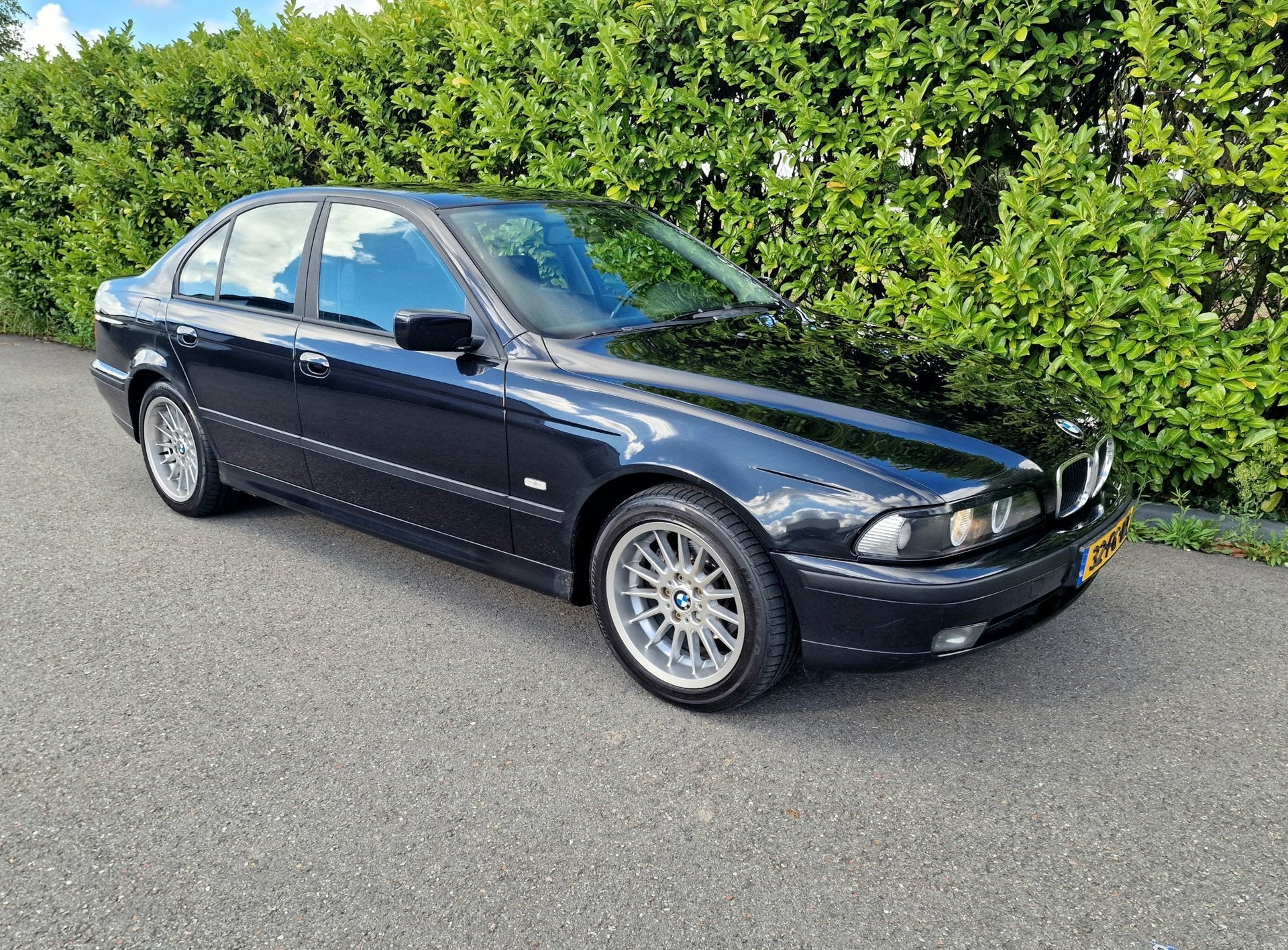 BMW 5-serie 523i Executive Automaat Apple CarPlay Airco, foto 2