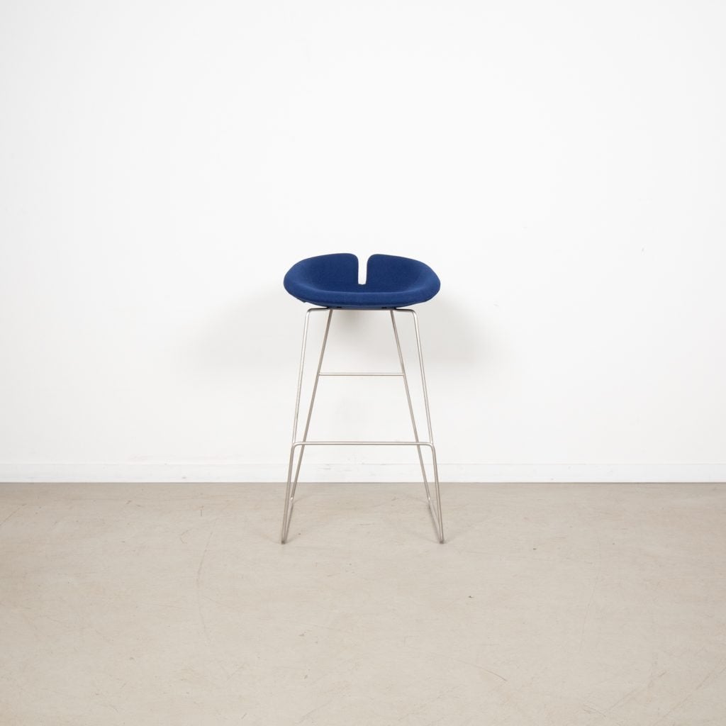 Moroso Fjord Kruk Blauw Stof - Staal, Huis en Inrichting, Niet ingevuld, Zo goed als nieuw, Niet ingevuld, Niet ingevuld