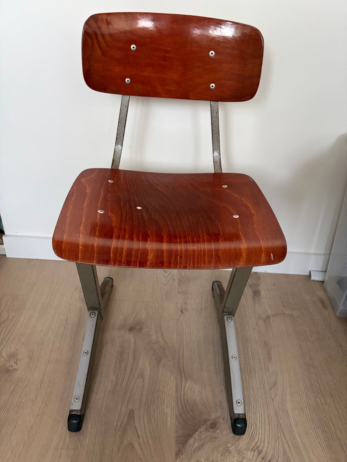 Vintage schoolstoel - Houten zitting en rugleuning, Ophalen