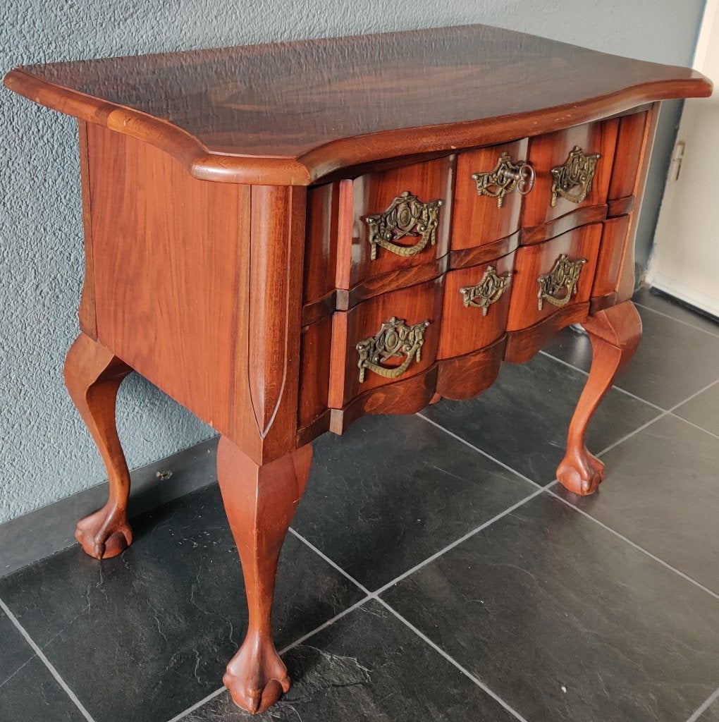 Antieke walnoot ladekast met twee laden en bijzettafel, Ophalen