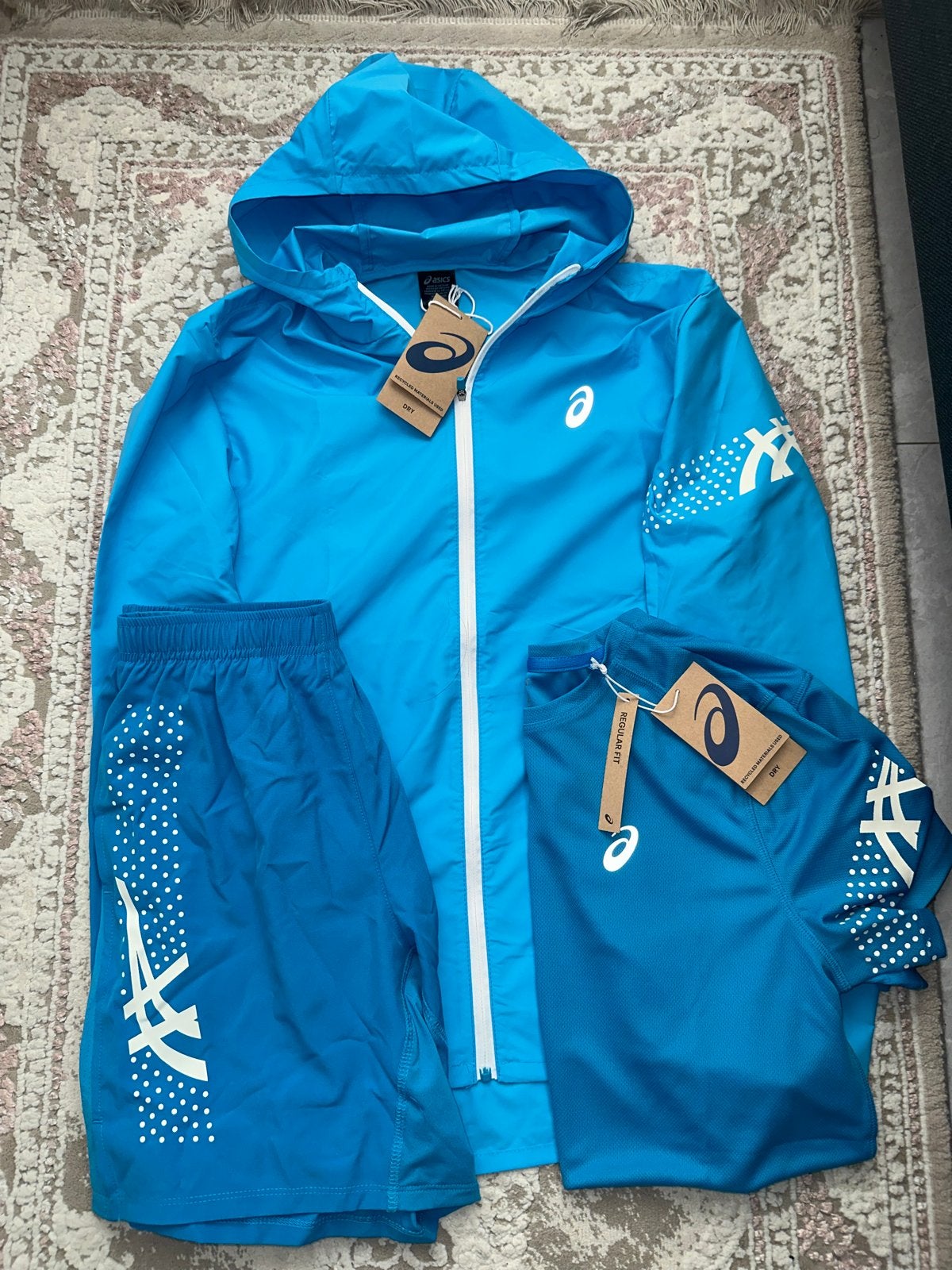 Asics sportset: royal blauw, groen, wit/zwart zomer, Kleding | Heren, Sportkleding, Meerkleurig, Nieuw, Overige maten, Ophalen of Verzenden