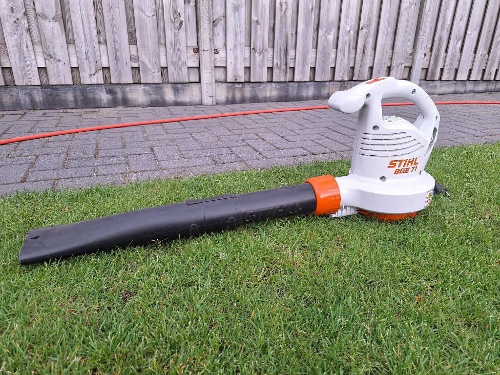Stihl BGE 71 elektrische bladblazer, Ophalen, Stihl, Handgedragen, Zo goed als nieuw