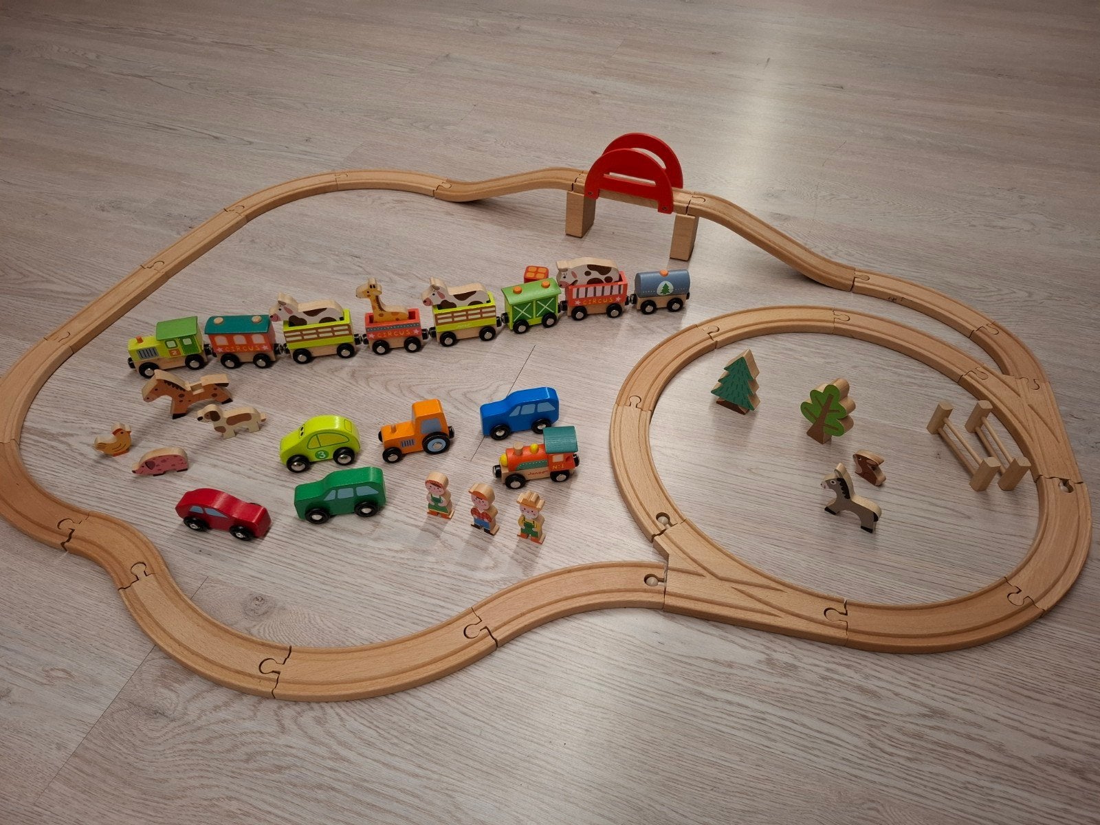 Janod Houten Treinbaan met Accessoires - Zo goed als nieuw, Ophalen, Zo goed als nieuw, Overige typen