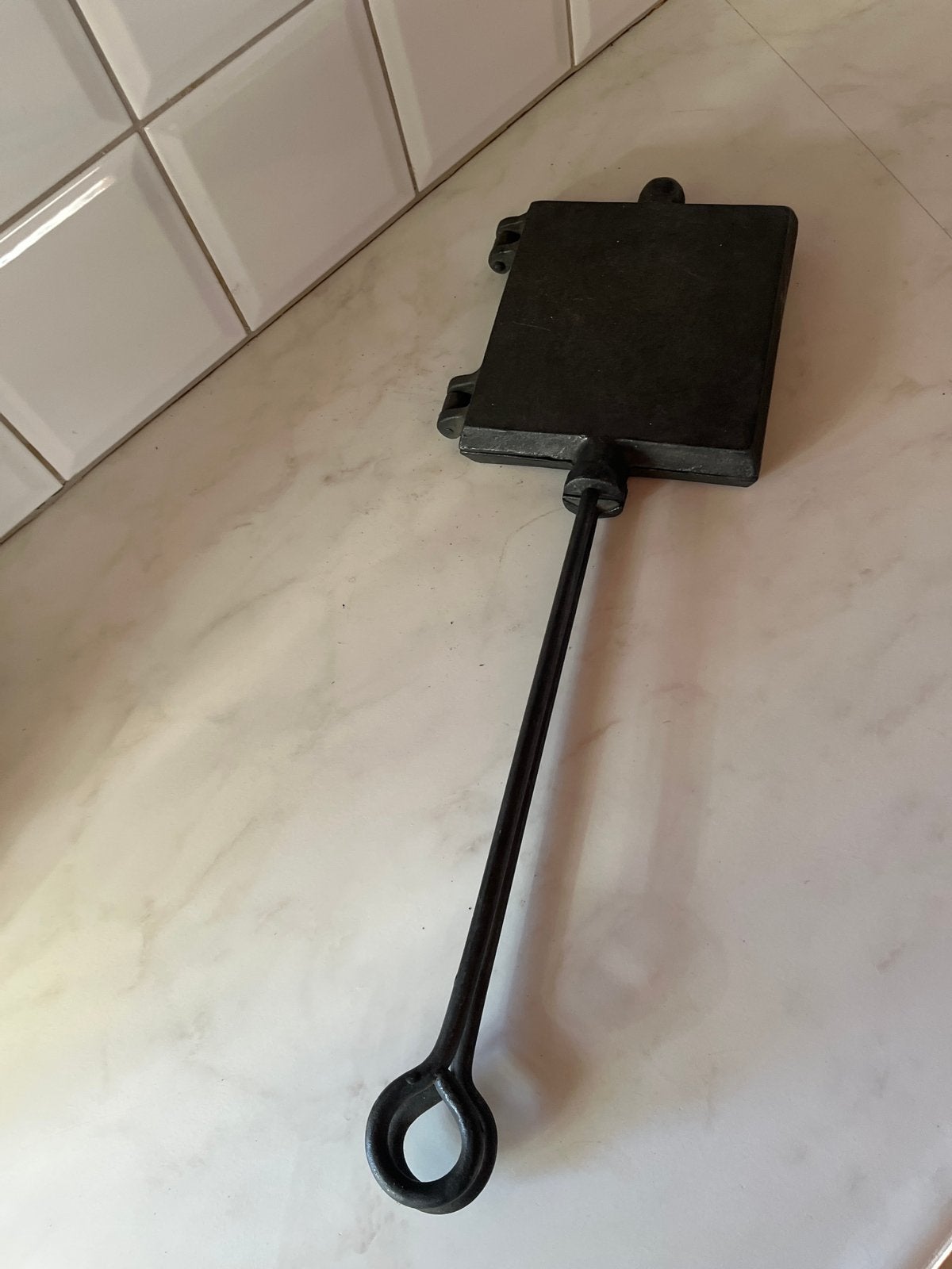 Vintage Gietijzeren Wafelijzer voor Open Vuur, Ophalen of Verzenden, Gebruikt