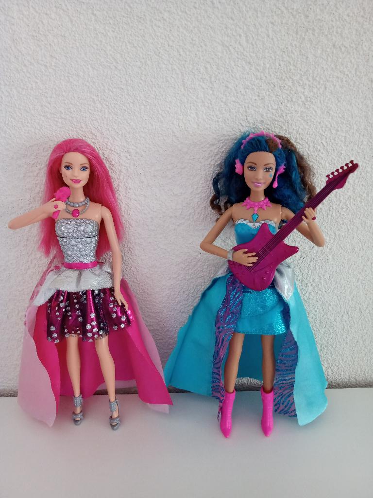 Barbie Prinses in het Popsterrenkamp : COURTNEY en ERIKA, Verzamelen, Poppen, Ophalen of Verzenden, Gebruikt, Pop