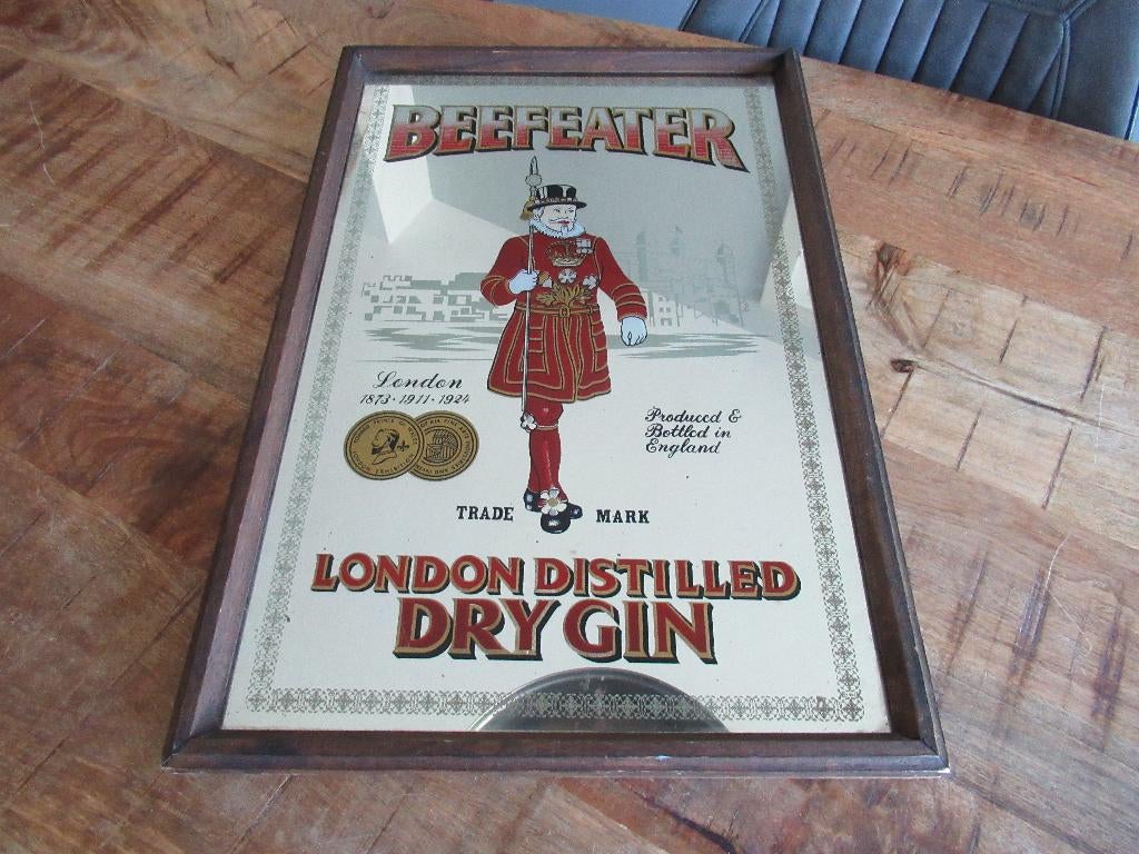 Grote BEEFEATER Gin café spiegel. 61x41 cm. Reclamebord, Verzamelen, Ophalen of Verzenden, Zo goed als nieuw, Reclamebord