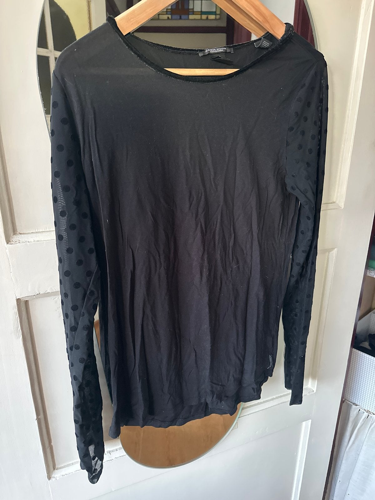 Maison Scotch Zwarte Top met Lange Mouwen en Stippen, Kleding | Dames, T-shirts, Zwart, Ophalen of Verzenden, Zo goed als nieuw