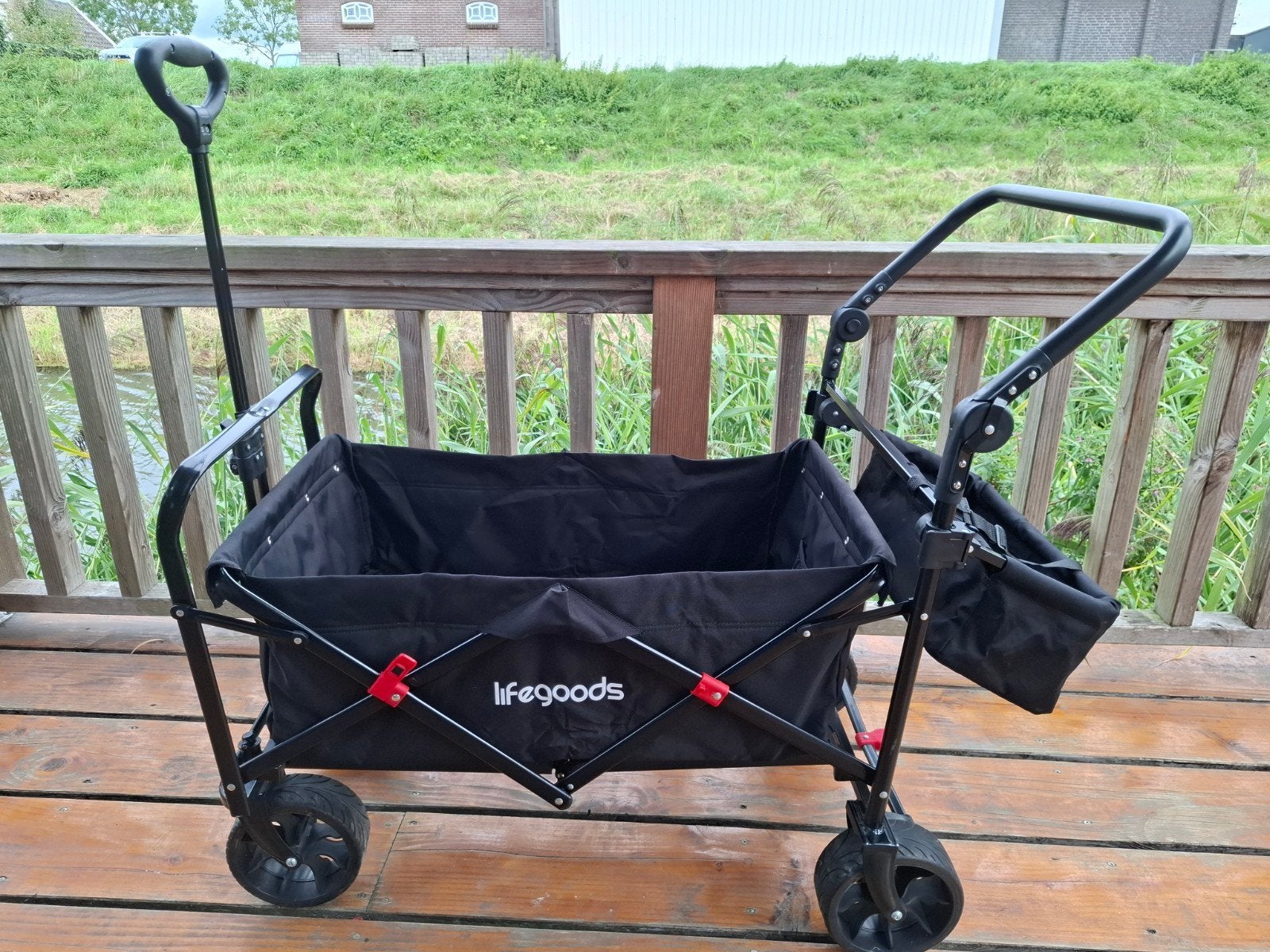 lifegoods bolderkar zwart trek en duw stang, Ophalen, Opvouwbaar, Zo goed als nieuw