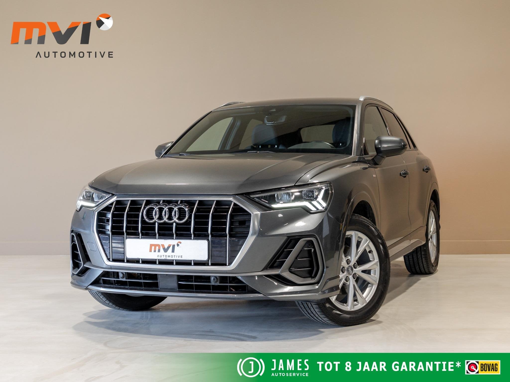 Audi Q3 35 TFSI 2x S-Line Edition / 150pk / Dodehoek herkenn, Auto's, Voorwielaandrijving, 4 cilinders, 1435 kg, Leder en Stof