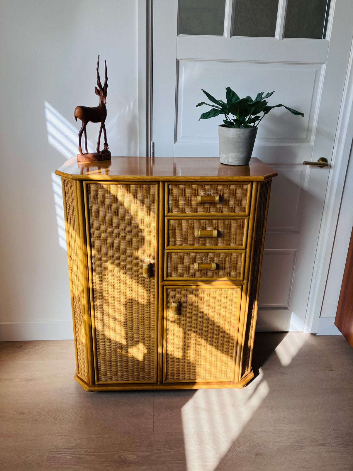 Vintage Rotan & Bamboe Opbergkast / wandmeubel– Boho, Ophalen, Overige materialen, 100 tot 150 cm, 50 tot 100 cm