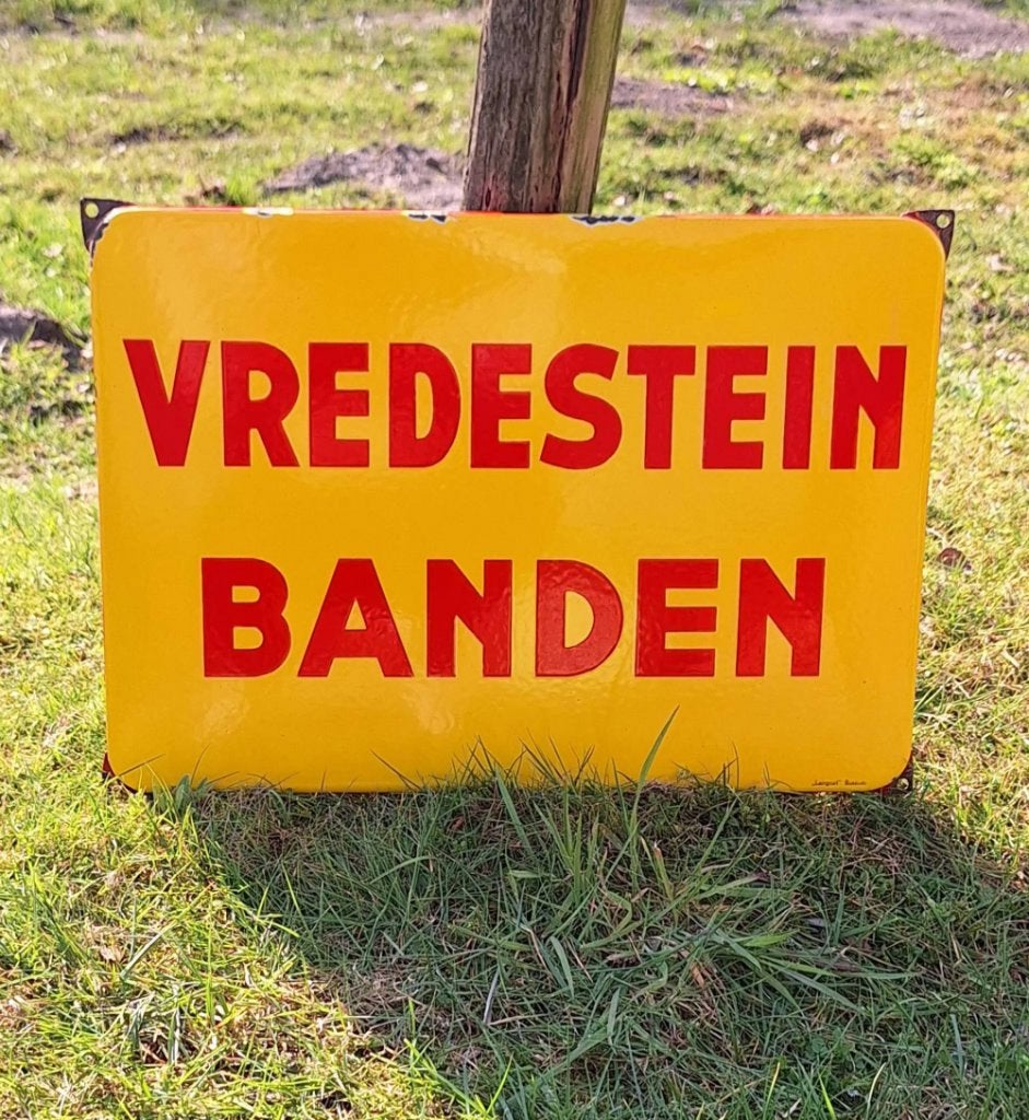 Mooi emaille reclamebord van Vredestein banden., Reclamebord, Gebruikt, ., Ophalen of Verzenden