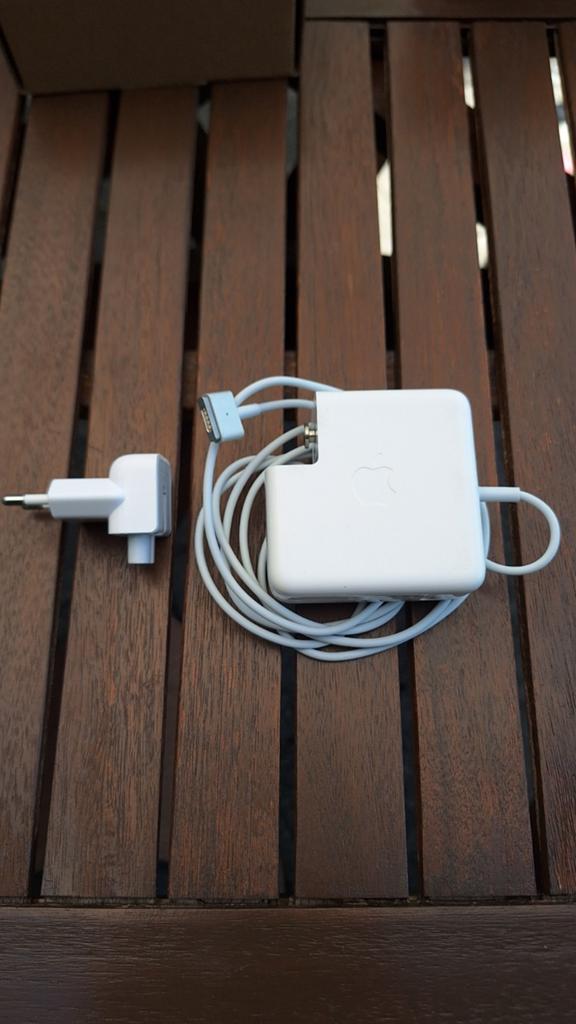 Apple MagSafe 2 Oplader 60W voor MacBook Pro/Air, Computers en Software, Laptop-opladers, Zo goed als nieuw, Ophalen of Verzenden