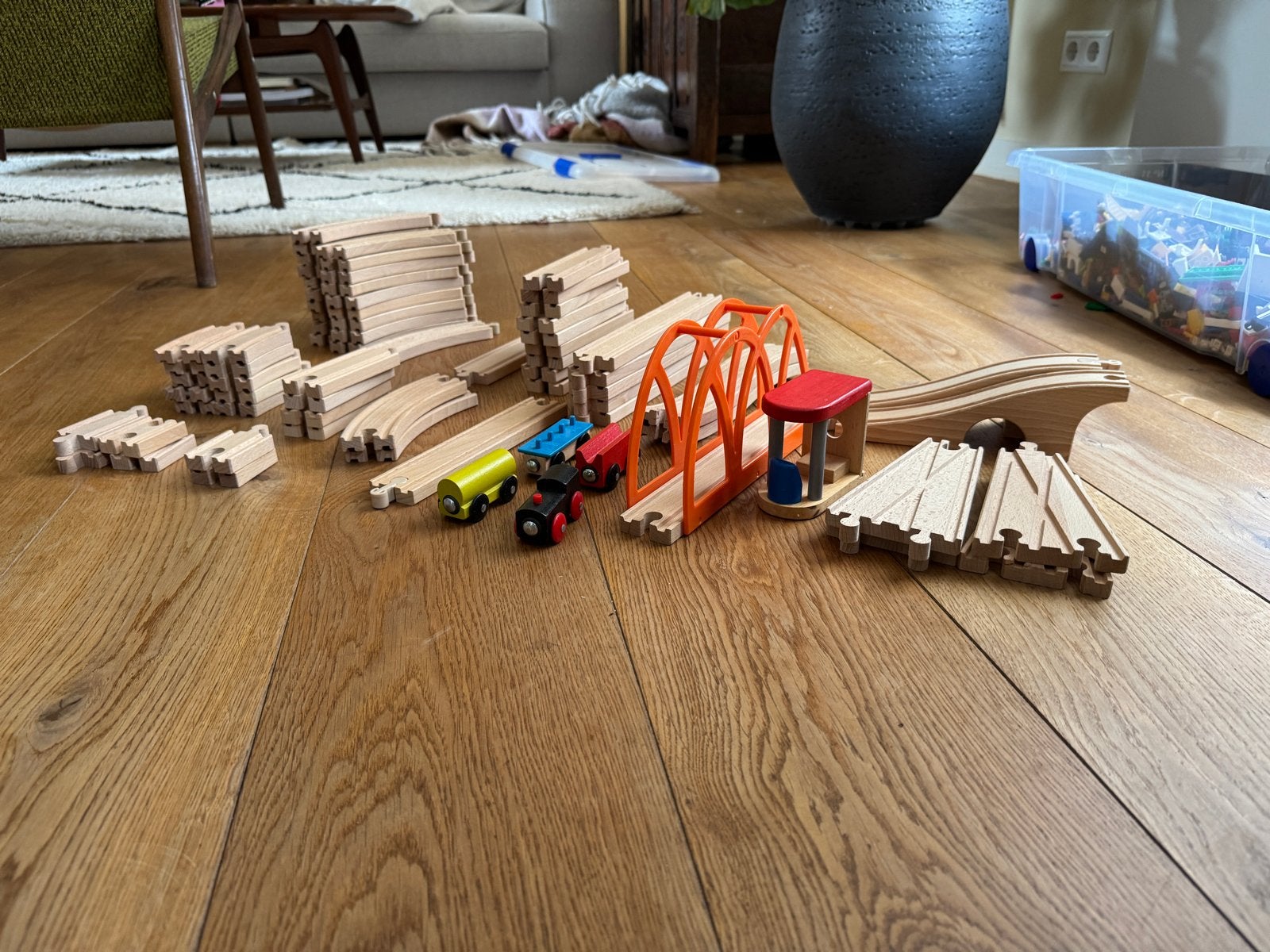 Grote set houten treinspoor met treinen en brug, Ophalen, Gebruikt