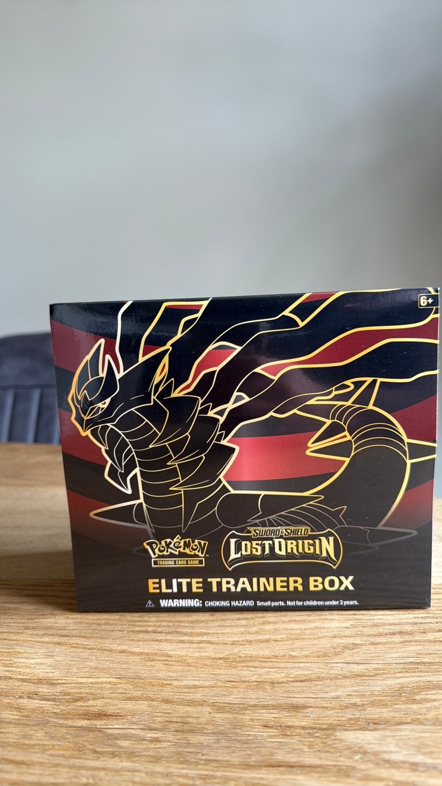 Lost irigin elite trainer box, Ophalen of Verzenden, Zo goed als nieuw, Boosterbox
