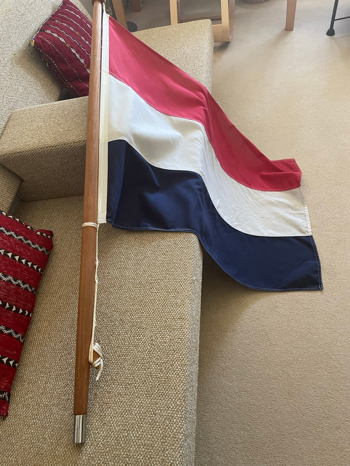 Teak vlaggestok 1.25 m met NL vlag, Watersport en Boten, Accessoires en Onderhoud, Ophalen of Verzenden, Zo goed als nieuw, Overige typen