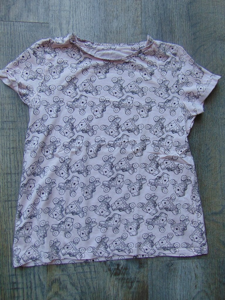 T-shirt roze maat 134 / 140 C&A shirt rolschaatsen / skates, C&A, Meisje, Ophalen of Verzenden, Zo goed als nieuw