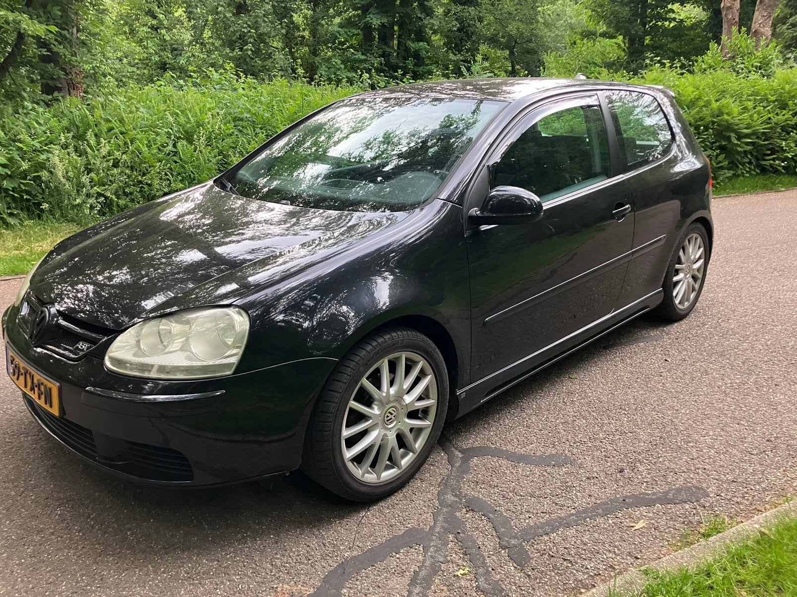 Volkswagen Golf 1.6 16V FSI 85KW 2007 Zwart, Voorwielaandrijving, 15 km/l, 4 cilinders, 620 kg