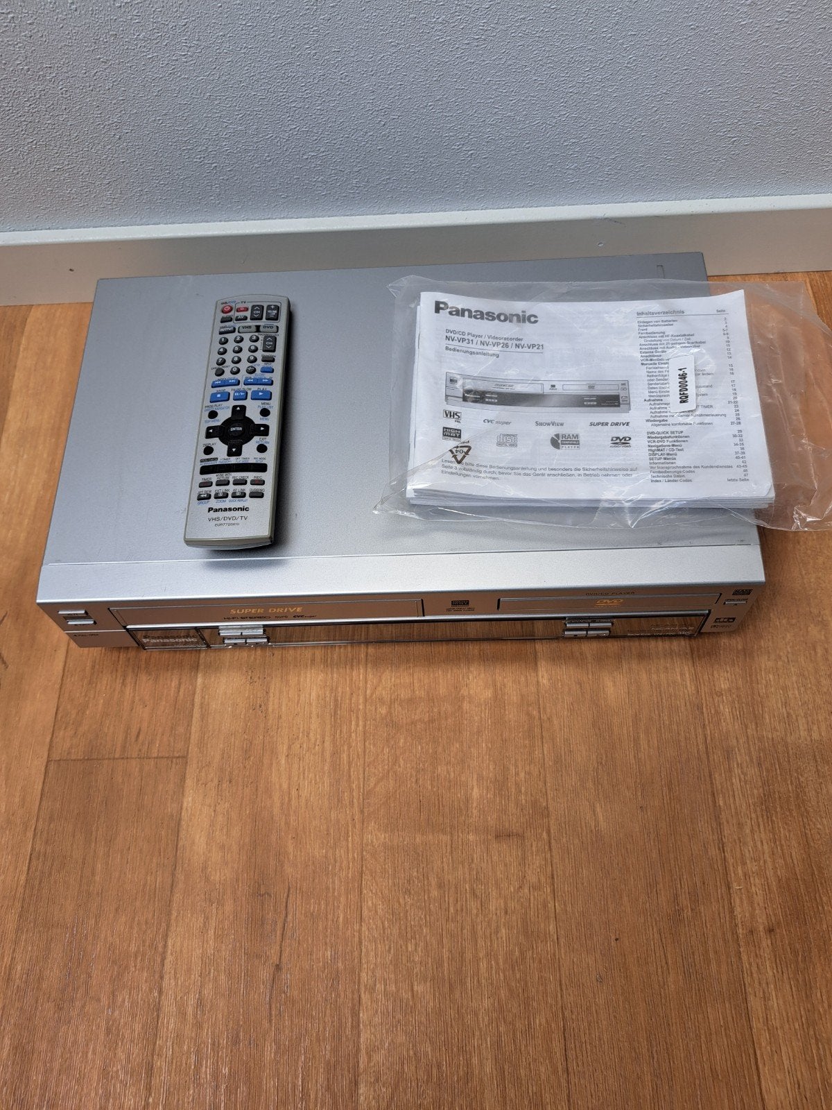 Video/ dvd-recorder Panasonic, Audio, Tv en Foto, Ophalen of Verzenden, Zo goed als nieuw, Dvd-recorder, Samsung